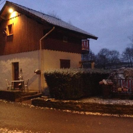 Gite Du Creux De La Goutte Xertigny Exteriör bild