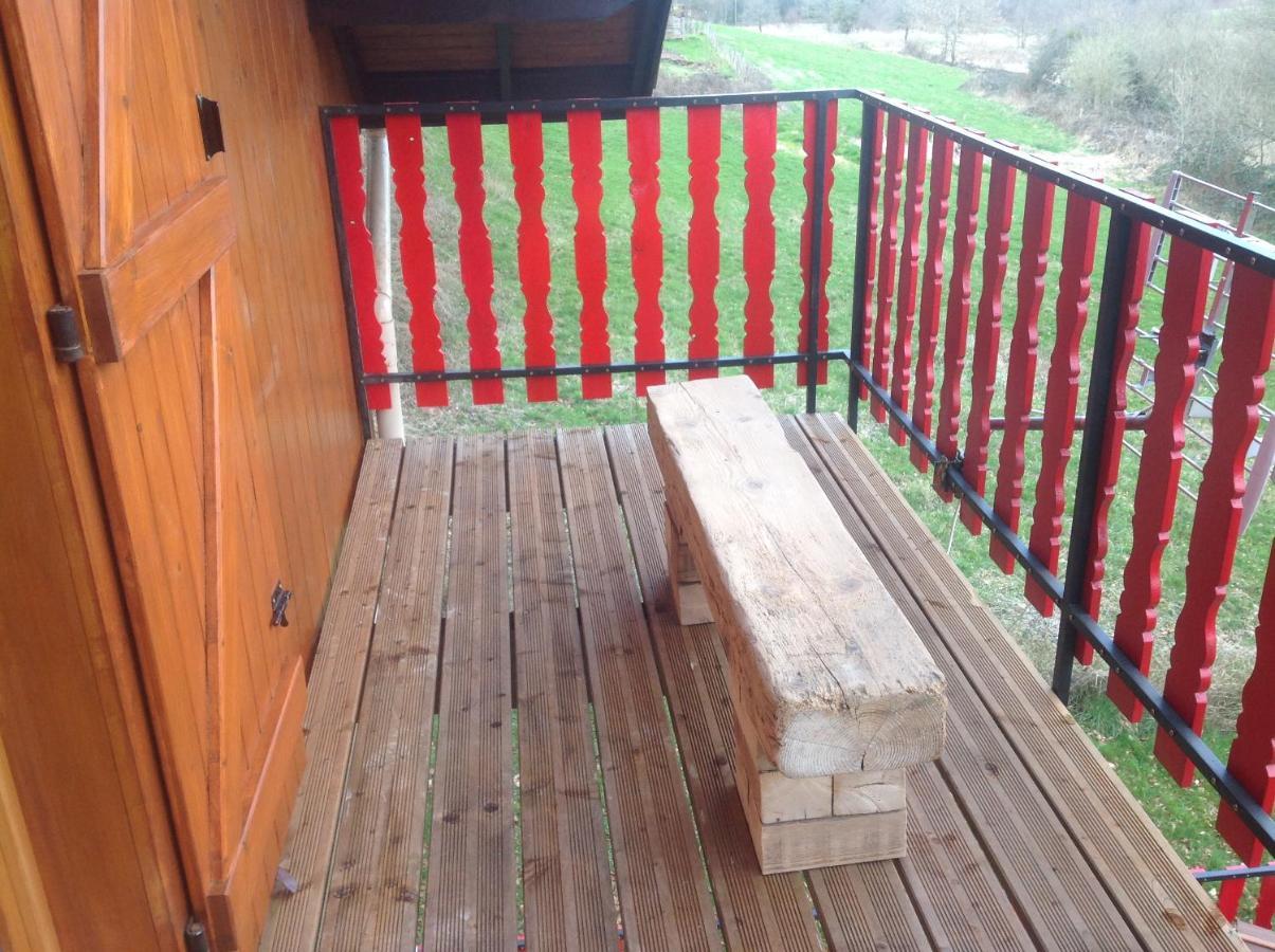 Gite Du Creux De La Goutte Xertigny Exteriör bild